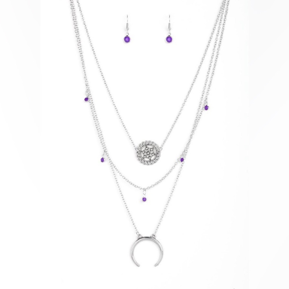*Short multi layered silver and purple beads charms necklace.